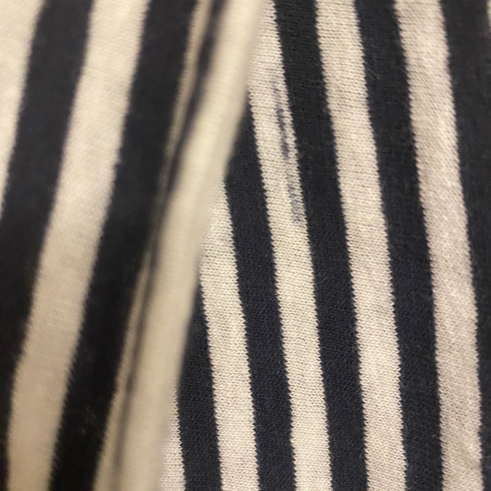 J. Crew Super Soft Tie Knot Black & White Striped Tee, Size XS 🖤🤍 - Picture 3 of 4